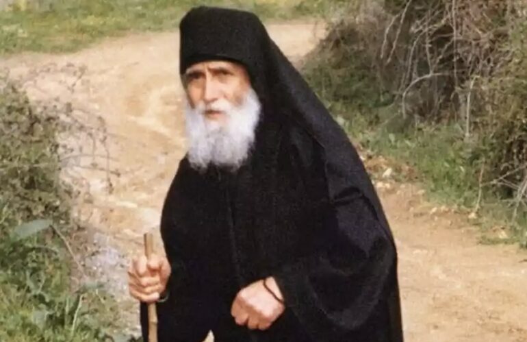 Άγιος Παΐσιος : Η Ζωή, τα Θαύματα και τα Πνευματικά Του Λόγια